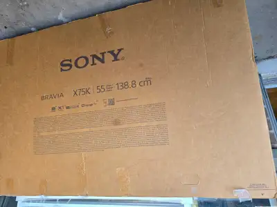 Sony bravia 55" tv 4k hdr used only few months