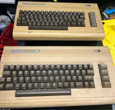 Commodore C64 lot (6 drives, 4 computers, software, cartridges, , View more