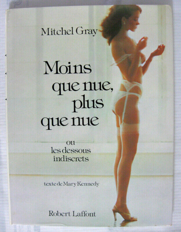 MOINS QUE NUE...PLUS QUE NUE ou Les Dessous Indiscrets c.1980 dans Art et objets de collection  à Ouest de l’Île