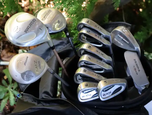 Women’s RH Golf Club clubs Set + Taylormade Bag – RAM Irons & in Golf in City of Toronto - Image 3