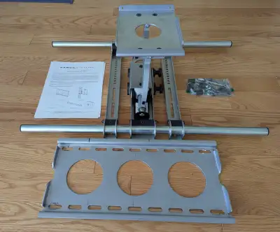 Sanus VisionMountTM VMSA Universal plasma/LCD TV wall mount, View more