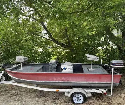 I have for a sale a 16 foot 1986 Alcan Alpha aluminum fishing boat with a 2 stroke 1976 evinrude out...