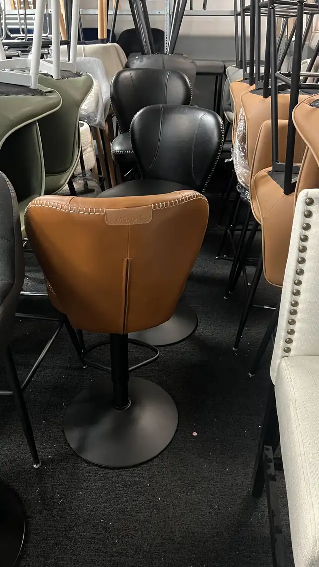 360° Swivel Bar Stool Set Height Adjustable Bar Stool in Chairs & Recliners in Markham / York Region - Image 4