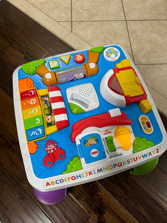 Fisher-Price Play Table in Toys in Oshawa / Durham Region - Image 2