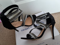 Black and silver high heels sandal