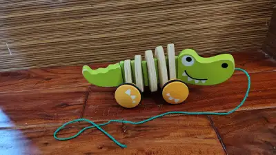 Hape Crocodile Pull Toy – Good Condition, View more