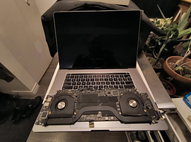 Réparation/ repair LAPTOP PS5 XBOX NINTENDO DATA RECOVERY dans Appareils électroniques  à Laval/Rive Nord - Image 3
