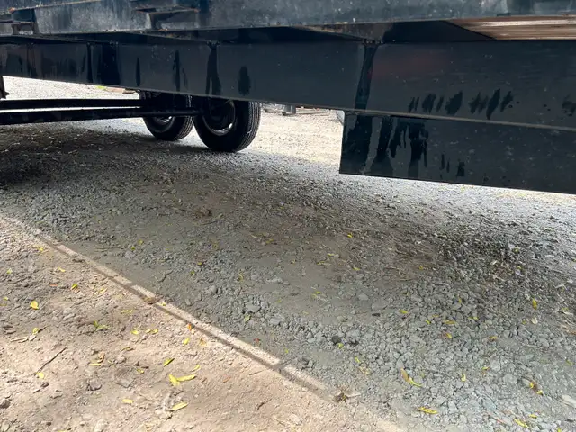 20' Deck over trailer  in Cargo & Utility Trailers in Hamilton - Image 7