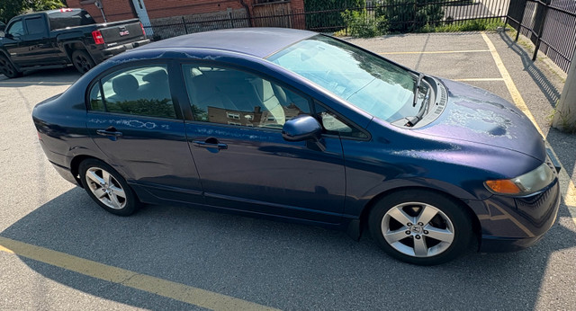 2007 Honda Civic LX 4Dr, Manual - Price Reduced in Cars & Trucks in Hamilton - Image 2