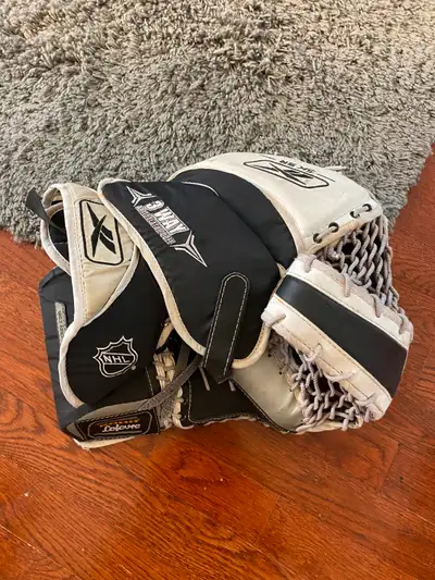 Reebok CCM Hockey Glove Senior, View more