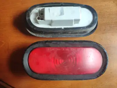 These are incandescent lights, I changed to LED so selling the old ones. Still in good condition. Me...