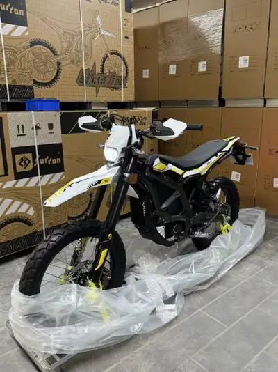 2024 Sur-Ron Ultra Bee Road Legal – Brand New in Box Brand new 2024 Sur-Ron Ultra Bee, still sealed...