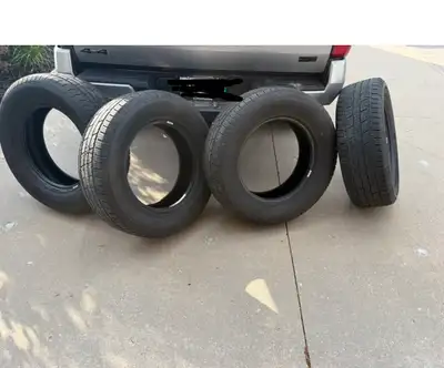 Brand new (take-offs) set of 4 Federal-brand Grabber tires. 265/65 R18 T 114 M/S. Excellent conditio...