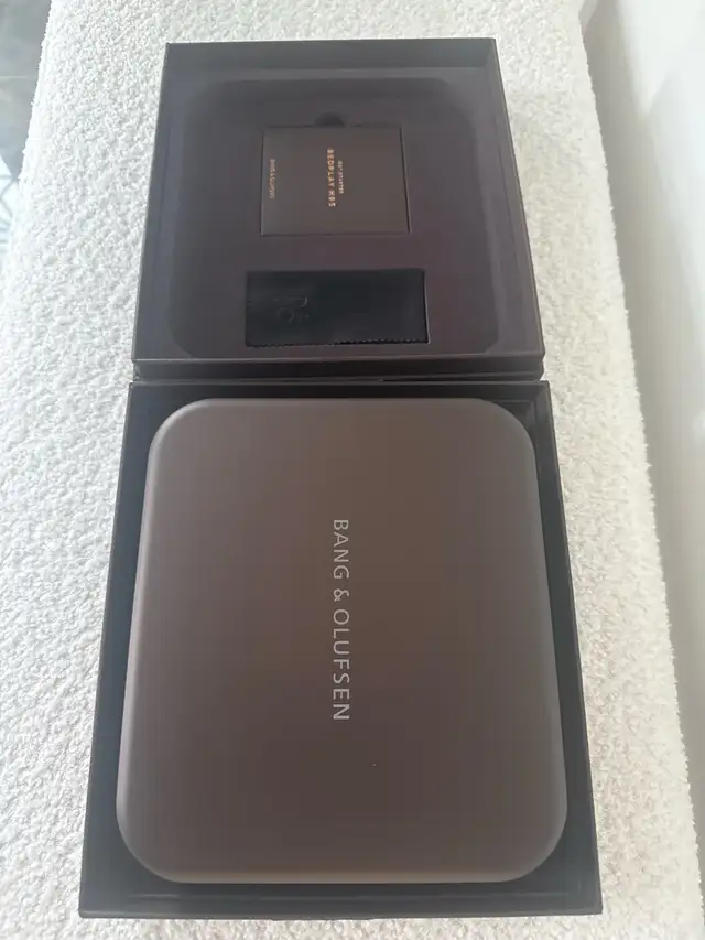 headphone 572869442222182402