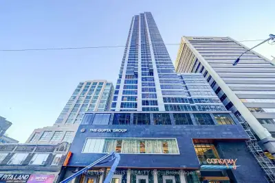 Looking for a modern condo apartment in a central location? This 1+1 unit in the Rosedale On Bloor o...