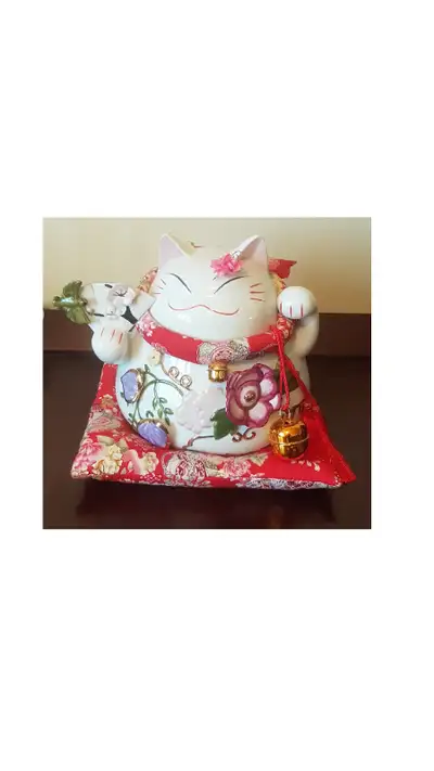 Tirelire chat porte-bonheur avec deux cloches, View more