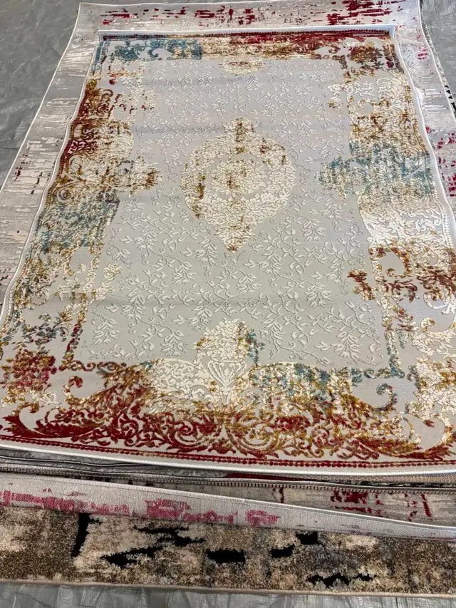 Beautiful Turkish Area Rug – 6' x 4'  in Rugs, Carpets & Runners in Ottawa - Image 3