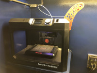 MakerBot Replicator 5th gen 3d printer