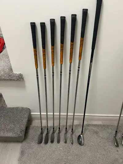 Tommy Armour 4-PW + 7 Hybrid, View more