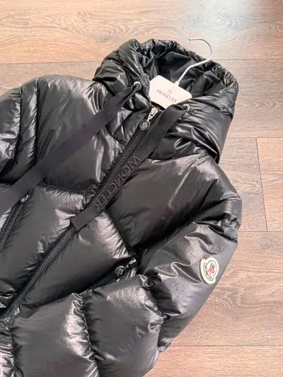 Moncler Black Jacket Size 1 (Seine giubbotto), View more