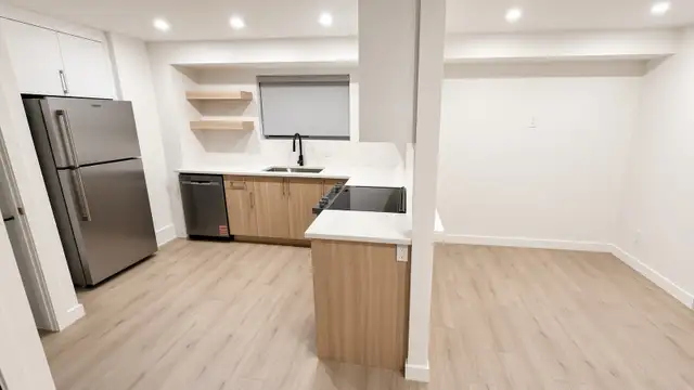 Oakridge 2-Bed 800sqft