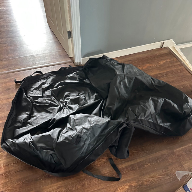 travel car bag  in Bags & Luggage in Yarmouth - Image 3