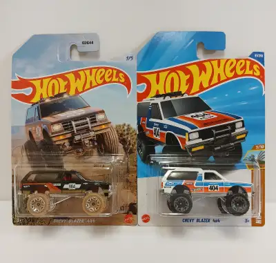 Chevy Blazer 4X4. 2 Colour Variations. 2022 & 2025 Hot Wheels, View more