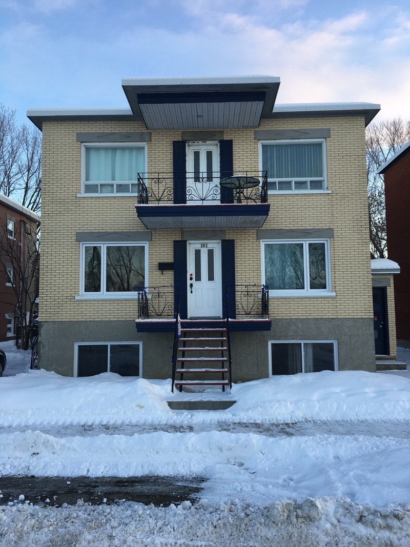 4 1/2 nc,ne Rénové 850/mois Locations longue durée Ville de Québec