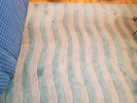 Wool rug 5 X 8