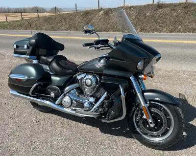 Seniors Bike! 2011 Kawasaki Vulcan Voyager, mint condition! I’ve had Harley’s and a Victory Vision a...