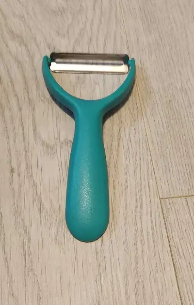 Teal Peeler , View more