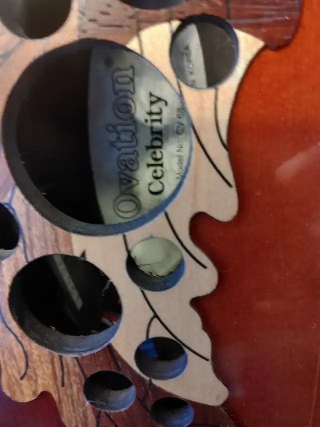 Ovation Celebrity Viper CV-68 Acoustic Electric Guitar in Guitars in West Island - Image 10