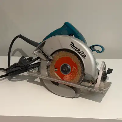 Makita 7-1/4” Circular Saw (5007N) – Powerful Corded Saw, View more