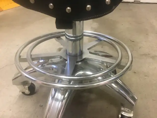 Motorcycle type stool price lowered in Street, Cruisers & Choppers in Ottawa - Image 3