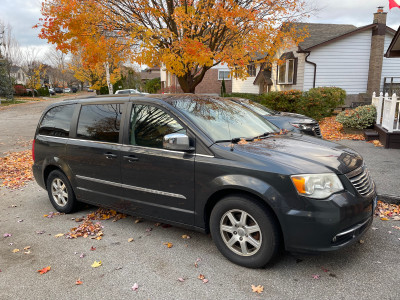 2011 Chrysler Town & Country minivan, with FREE Winter Tires!