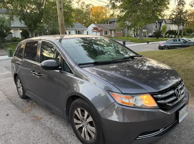 2015 Honda Odyssey SE