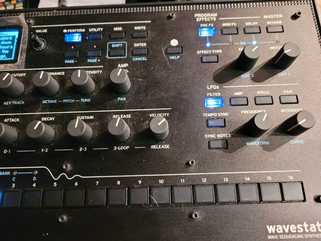 KORG Wavestate Wave Sequencing Synthesizer in Pianos & Keyboards in Trenton - Image 4