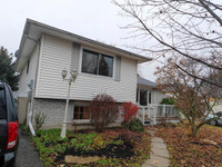 Great Location 4 Bed 2 Bath House close to Sherwood Mall