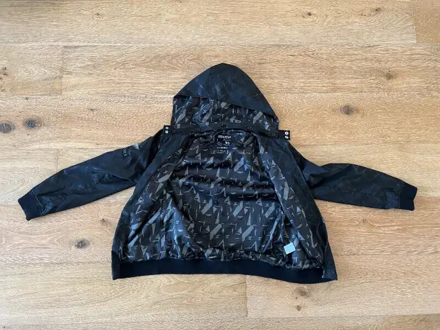 Jack and Jones Bomber Jacket with Hood - Black - Men's Small in Men's in Markham / York Region - Image 2