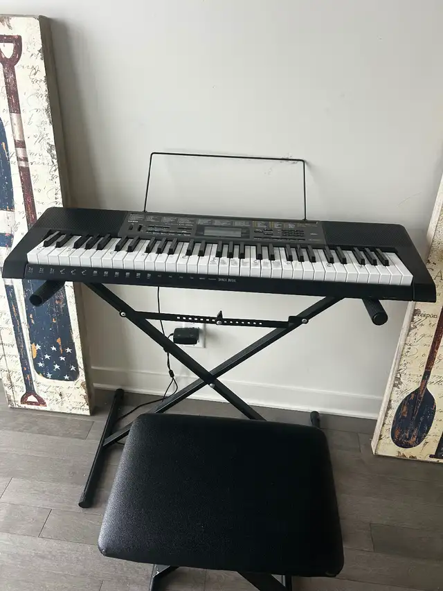 Piano Casio in Pianos & Keyboards in Longueuil / South Shore - Image 2