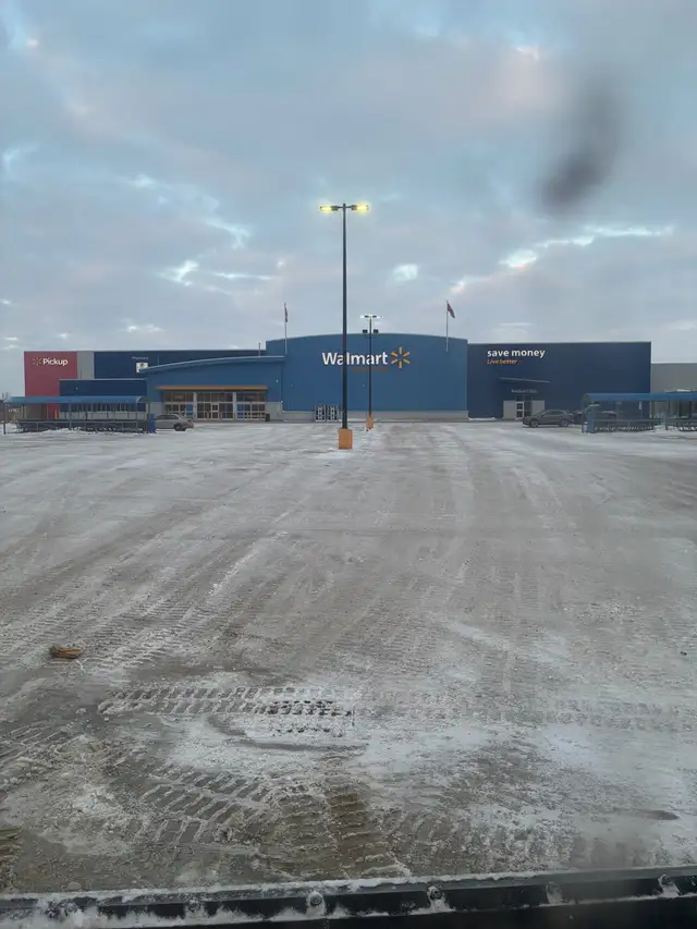 Snow Clearing/Removal559277755429693443