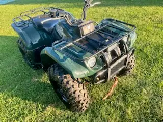 2003 Yamaha Kodiak 400 Ultramatic ATV Good Condition 4x4 quad, new tires, new battery, warren winch...