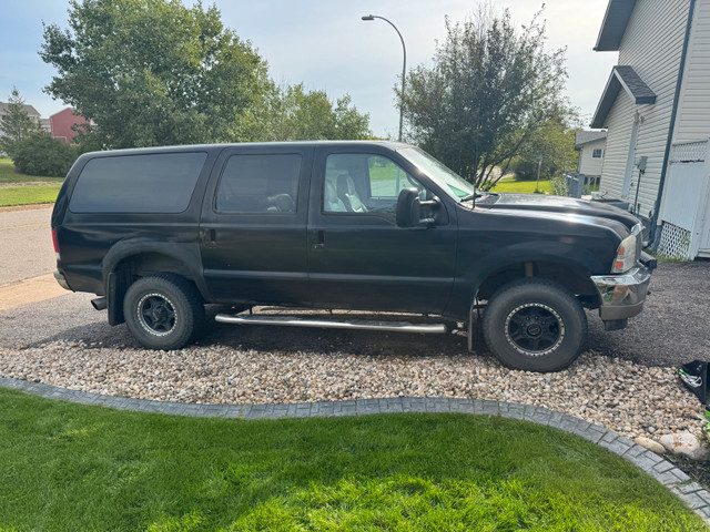 2000 Ford Excursion 7.3 diesel in Cars & Trucks in Fort McMurray