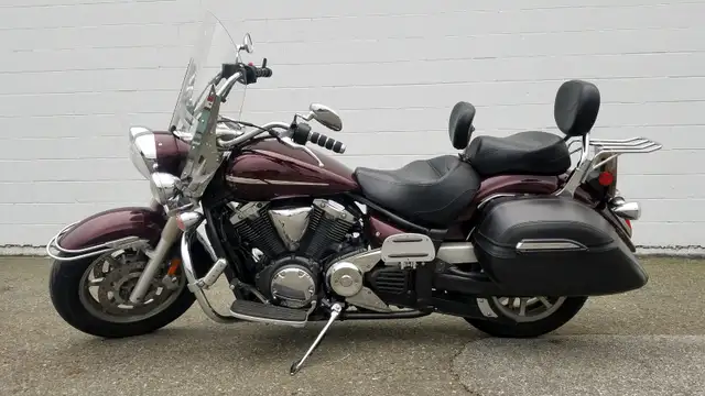 2008 YAMAHA V STAR 1300CC COBRA EXHAUST in Street, Cruisers & Choppers in North Shore - Image 2