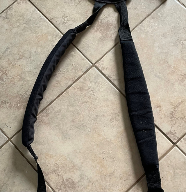 padded strap to turn bag into backpack in Other in Dartmouth - Image 3