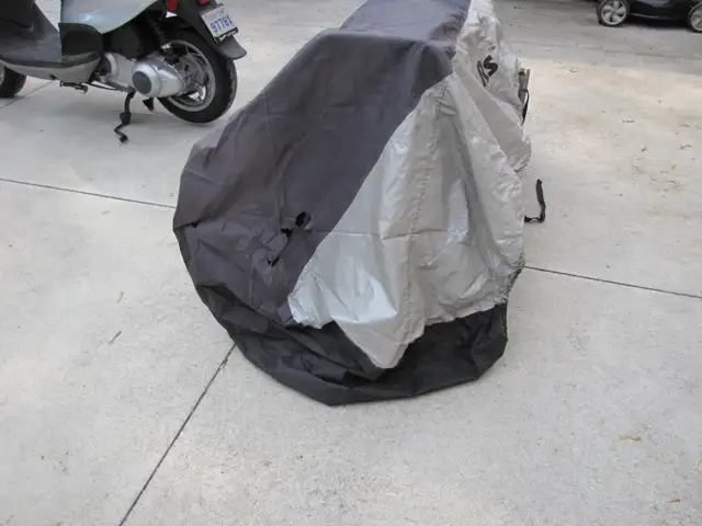 GEARS Motorcycles Cover in Motorcycle Parts & Accessories in Hamilton - Image 8
