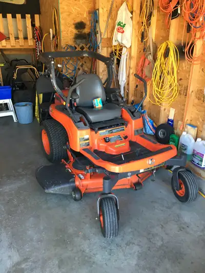 Kubota Zero Turn Lawn Mower ZG222, View more
