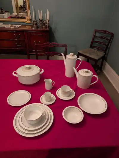 12 person, Vintage Arzberg "Rosette" double set (Dinner, tea), View more