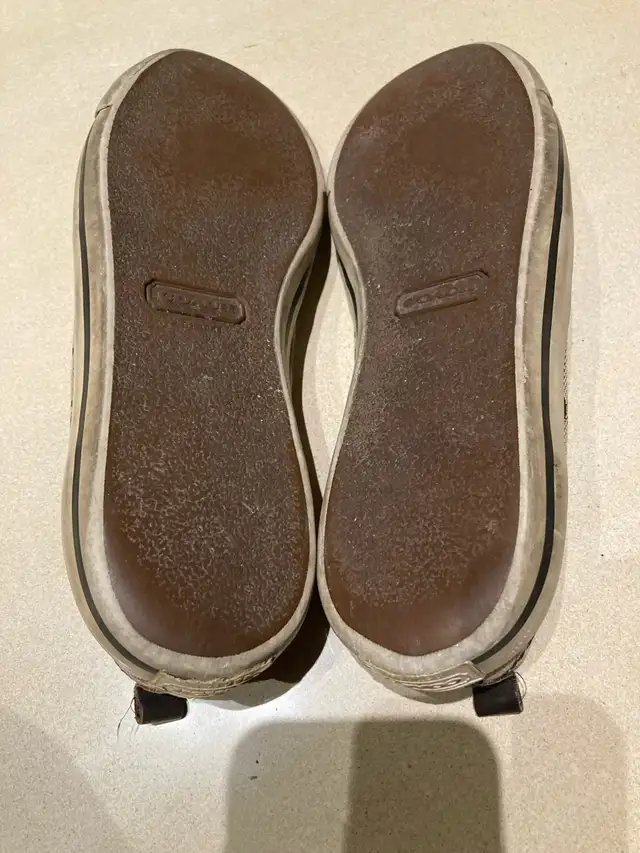 Espadrilles Coach, 8,5US femmes in Men's Shoes in City of Montréal - Image 5