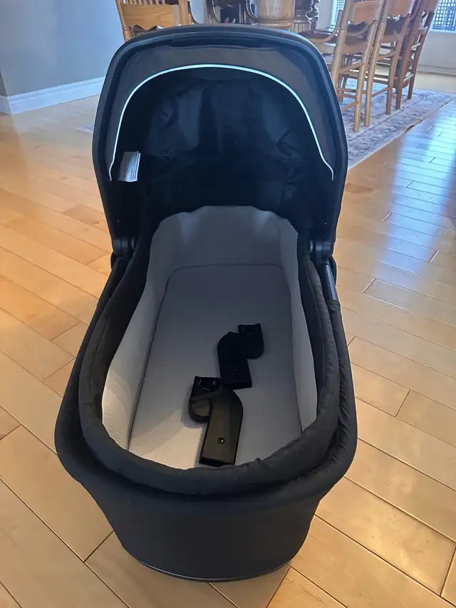 Thule Stroller Bassinet in Strollers, Carriers & Car Seats in Ottawa - Image 3